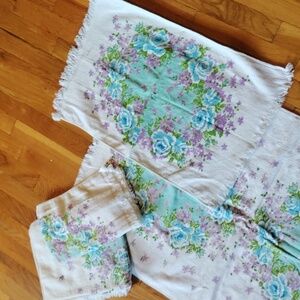 4 piece set vintage mcm towels